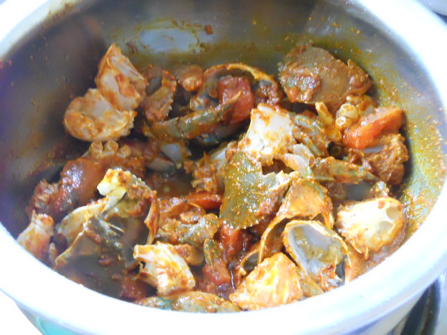 Mummy Special Crab Curry - Indian Crab Curry