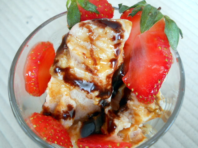 Eggless Strawberry Ice-cream Recipe-Homemade Strawberry Ice-cream
