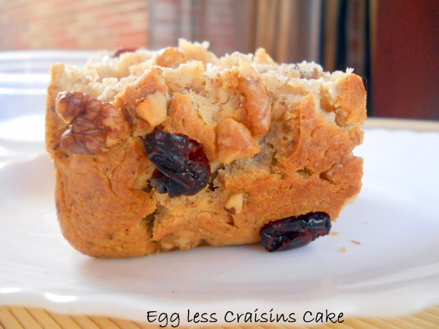 Eggless Craisins Cake