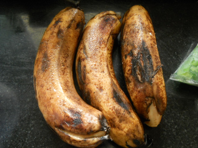 Banana Loaf with White Chocolate