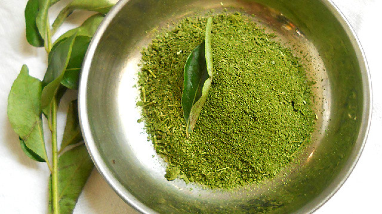 Buy Raw Dried Curry Leaves Karivepaku Powder (Alternative To Using