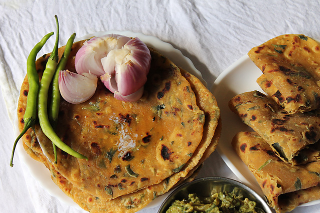 Gujarati Thepla Recipe