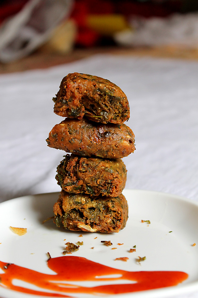 Kothimbir Vadi – Coriander Fritters