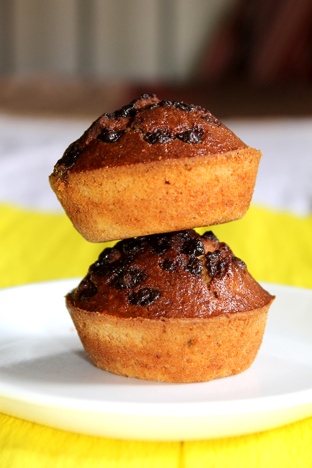 Low Fat Banana Chocolate Chip Muffins, How to make Low Fat Banana Muffins