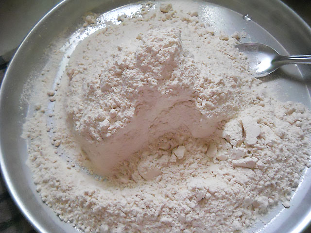 How to make Bhatura with yeast