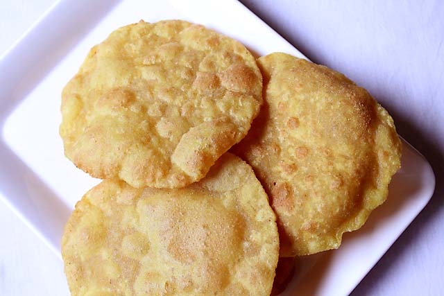Goan Rice Flour Poori – Rice Flour Puffed Breads