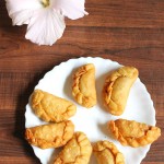 Goan Nevris Recipe, How to make Goan Nevris recipe |  Neuris or Karanji
