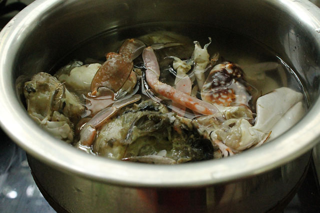 Green Crab Curry 