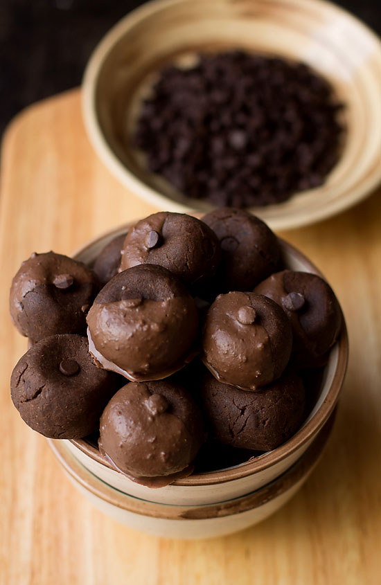 Double Chocolate Cookies Recipe (eggless)