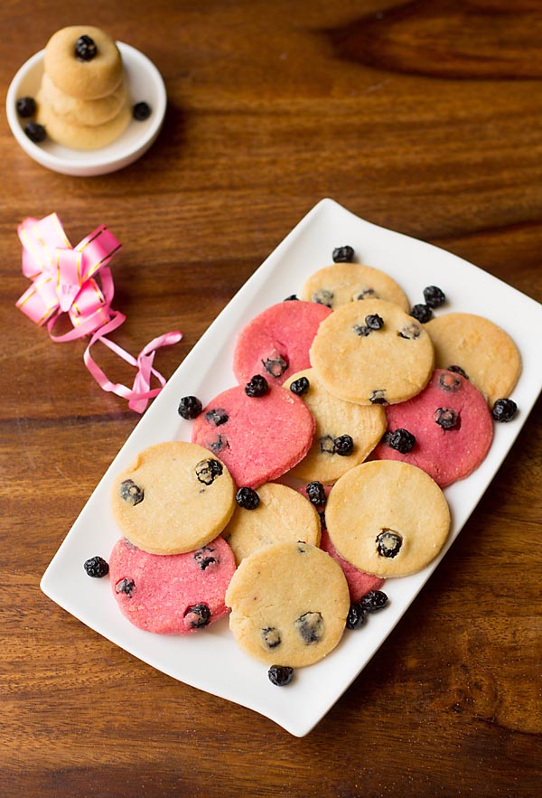 Eggless Blueberry Cookies