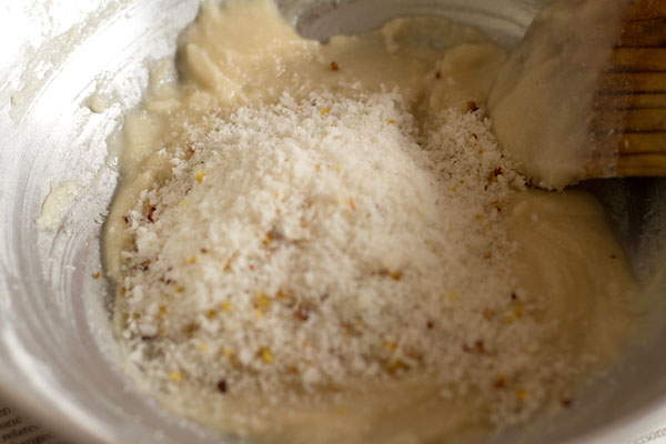 Eggless Coconut Cookies Recipe (3)