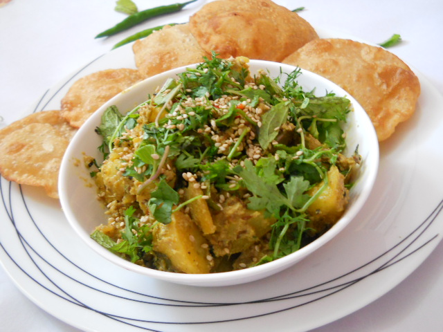 Chatpata Aloo Recipe - Sour and Spicy Potato