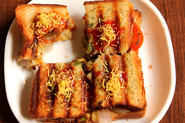 Mumbai Masala Toast Sandwich, Veg Masala Toast Sandwich Recipe