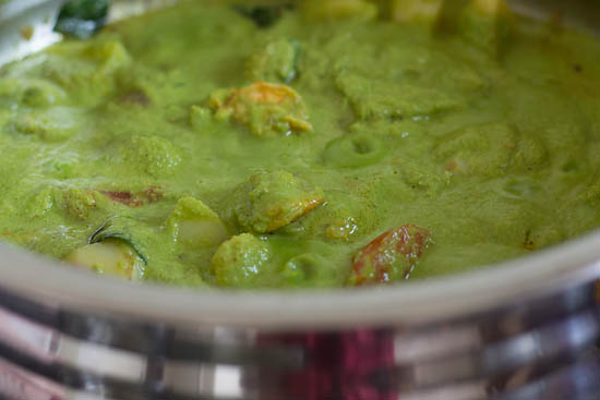 Green Prawn Curry recipe