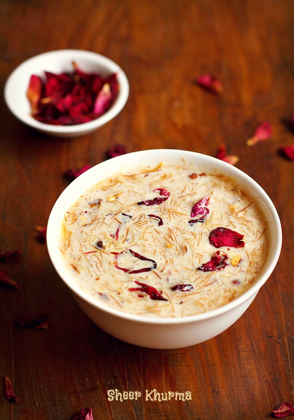 How to make Traditional Sheer Khurma (Step by Step)